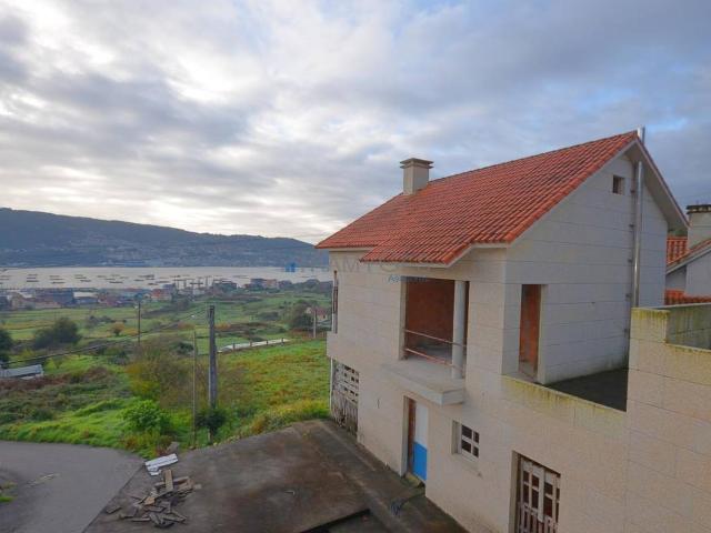 Chalet en venta en O Cruceiro, O Morrazo