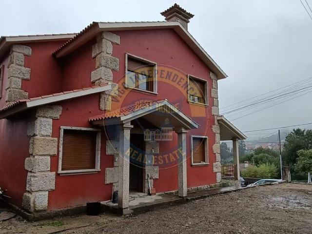 Chalet en venta en O Cruceiro, O Morrazo