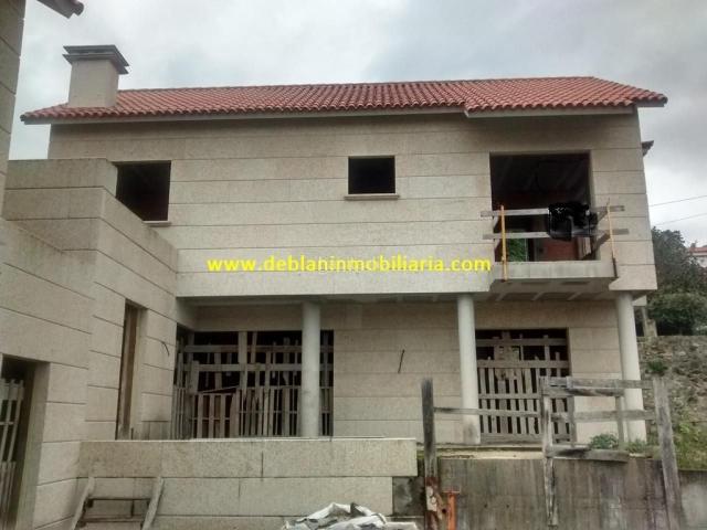 Chalet en venta en O Cruceiro, O Morrazo