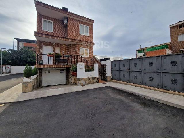 Chalet en venta en Mocejón, Castilla-La Mancha