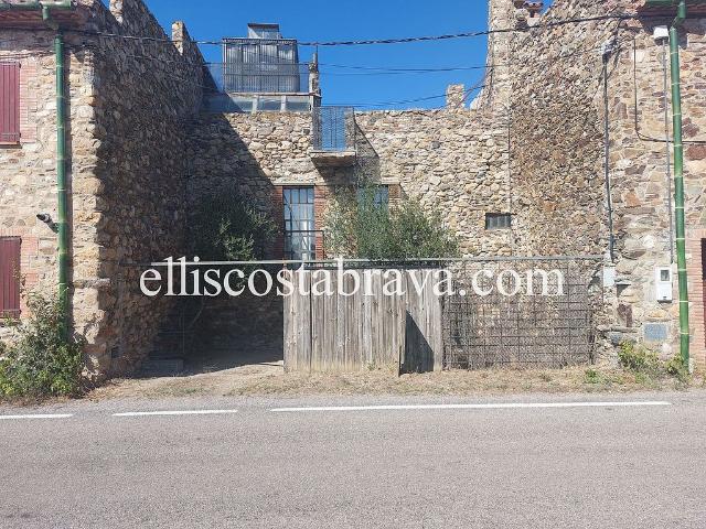 Villa en venta en Mollet De Peralada