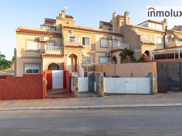 Chalet en venta en Mujeres Deportistas, el Vinalopó Mitjà / El Vinalopó Medio