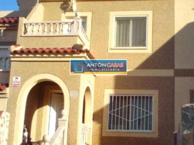 Villa en venta en Monforte Del Cid, Mujeres Deportistas