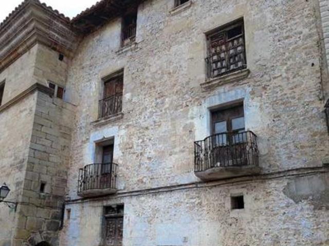 Villa en venta en Monroyo