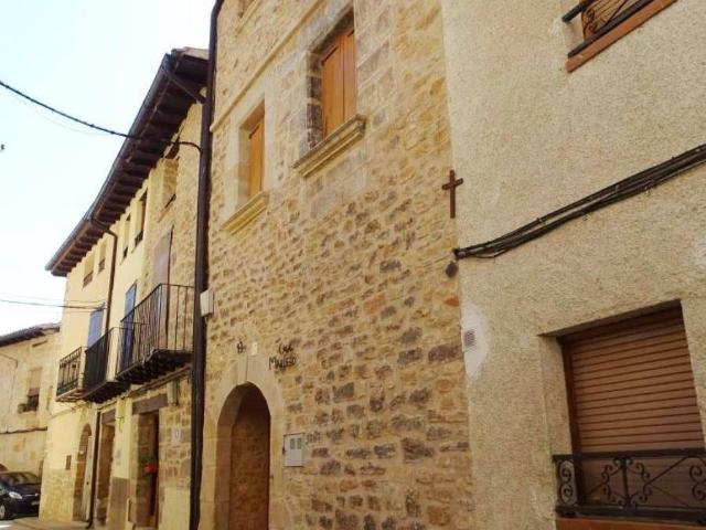 Villa en venta en Monroyo