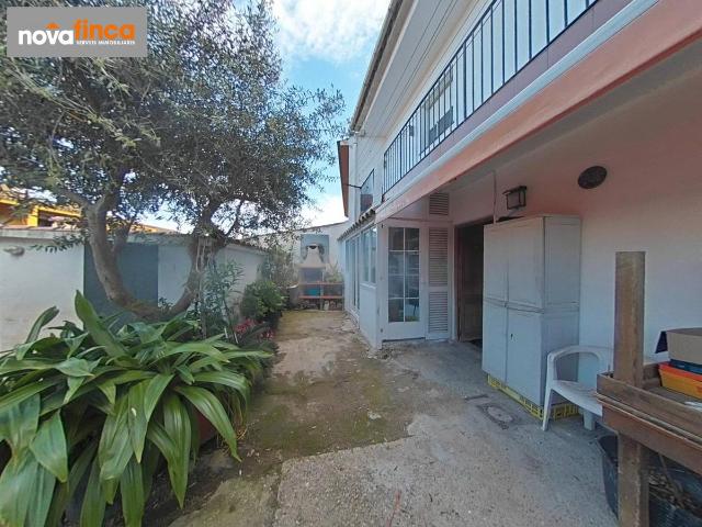 Villa en venta en Mont-ras