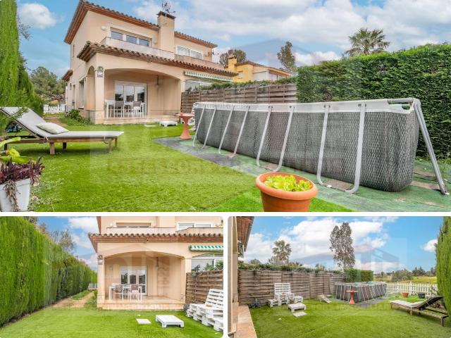 Villa en venta en Mont-roig Del Camp