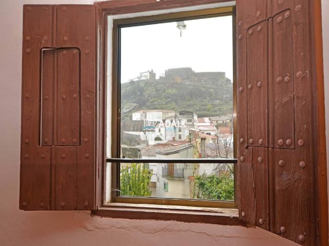 Chalet en venta en Montánchez, Extremadura