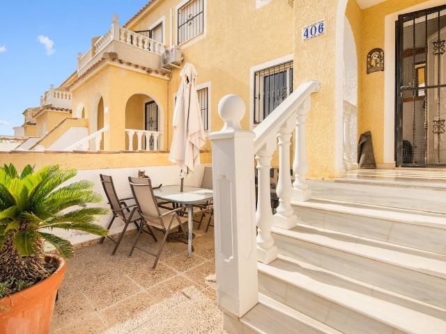Villa en venta en Santa Pola