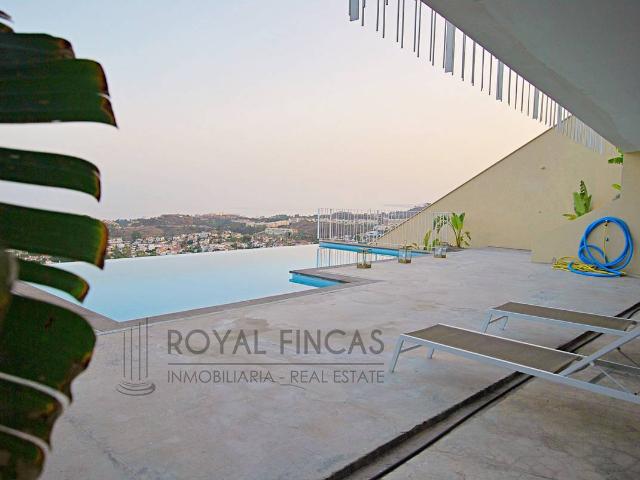 Chalet en venta en La Sierrezuela, Costa del Sol Occidental