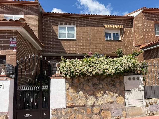 Chalet en venta en Montearagón, Castilla-La Mancha
