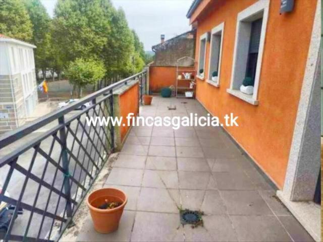 Villa en venta en Monterrei, Monterrei
