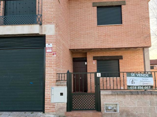Chalet en venta en Mora, Toledo