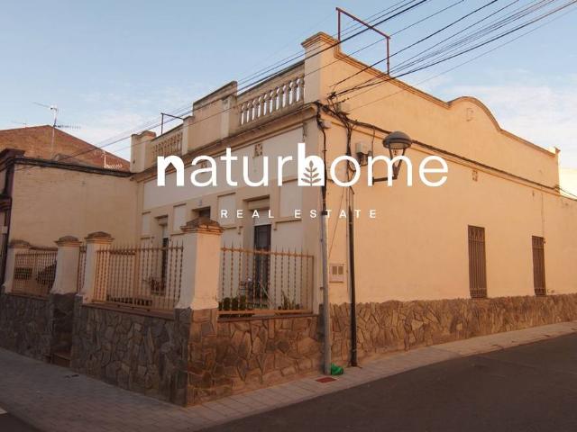 Villa en venta en Móra La Nova