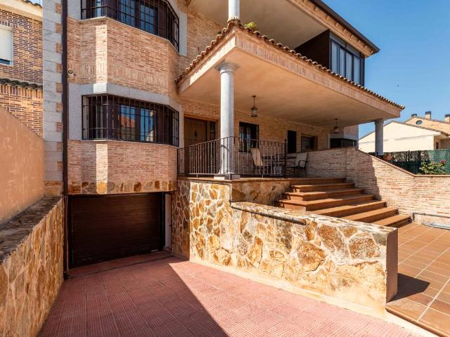 Chalet en venta en Moraleja De Enmedio, Madrid