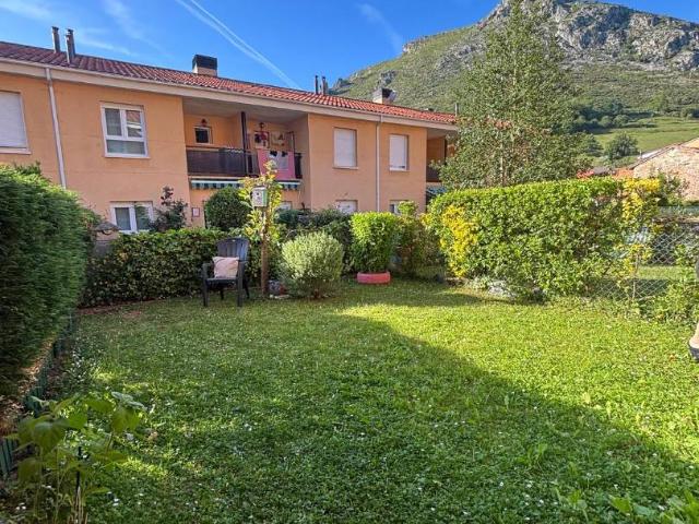 Chalet en venta en Morcín, Asturias