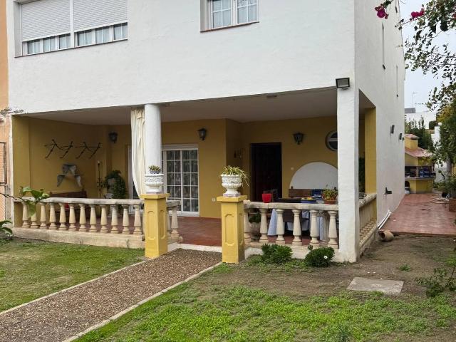 Chalet en venta en Morón De La Frontera, Andalucía