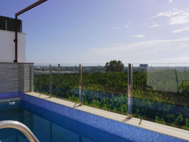 Chalet en venta en Motril, Granada