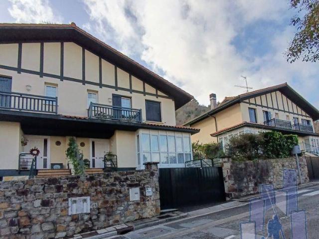 Villa en venta en Mundaka, Portuondo-Basaran