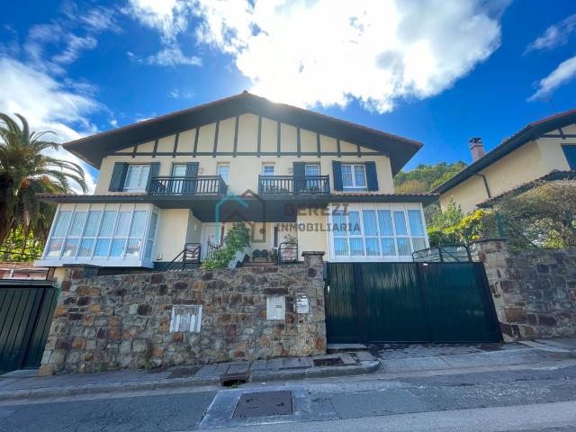 Chalet en venta en Mundaka, Guipúzcoa