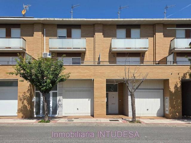 Chalet en venta en Murchante, Navarra