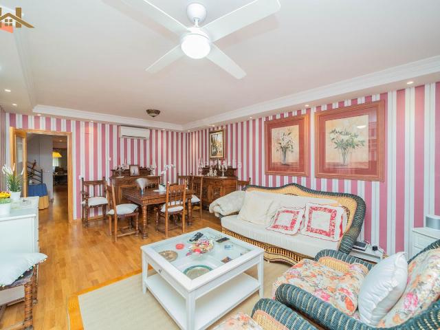 Villa en venta en Navalcarnero, Casco Antiguo