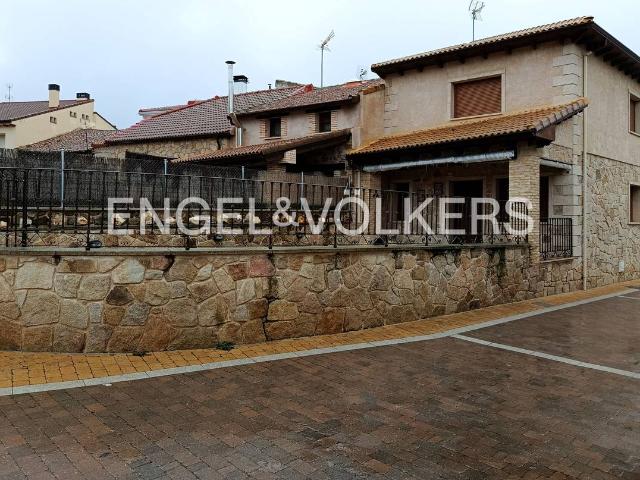 Chalet en venta en Navarredonda Y San Mamés, Madrid