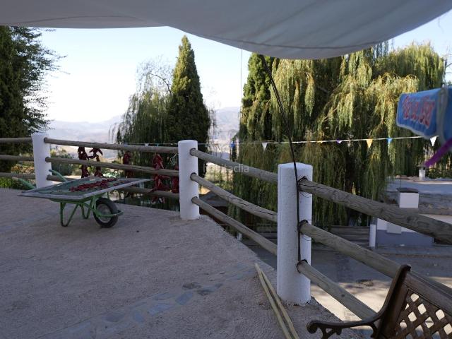 Villa en venta en Nevada, Laroles