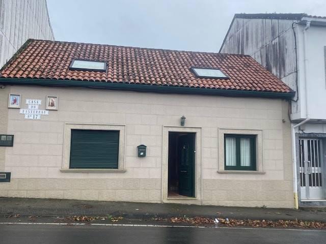 Casa en venta en Noia, Carracido
