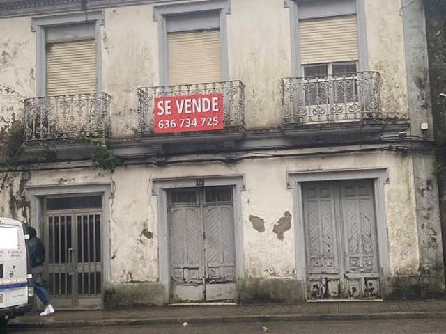 Casa en venta en Noia, A Calzada