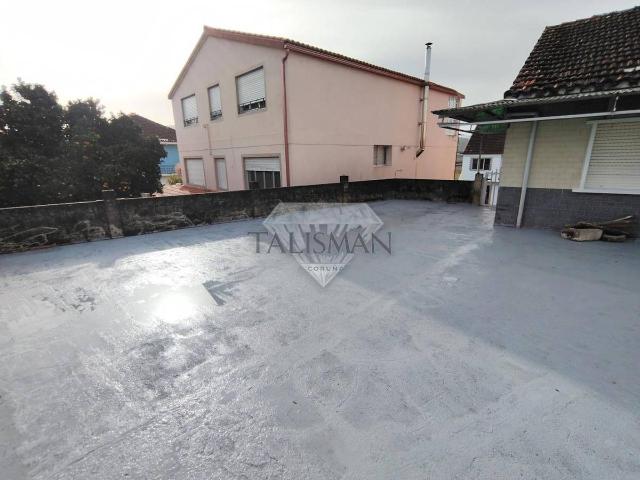 Chalet en venta en Noia