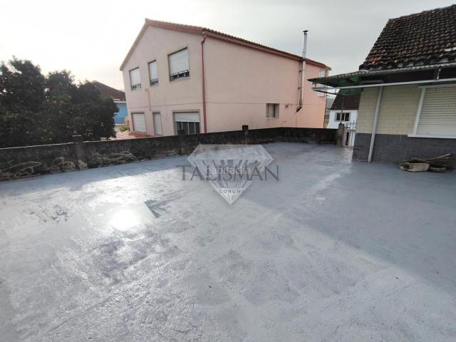 Chalet en venta en Noia
