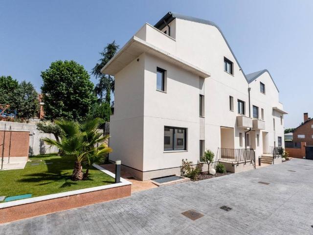 Villa en venta en Pozuelo De Alarcón, Pozuelo Estación