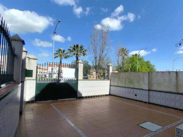 Chalet en venta en Aljaraque, Huelva