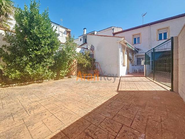 Villa en venta en Aranjuez, Casco Antiguo Villa en venta en Aranjuez, Casco Antiguo