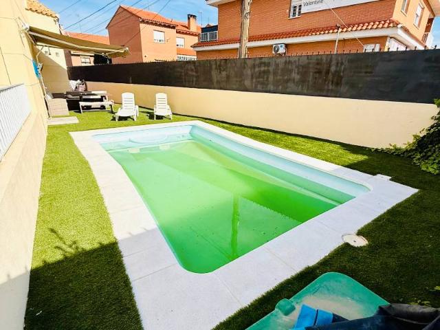 Chalet en venta en Numancia De La Sagra, Toledo