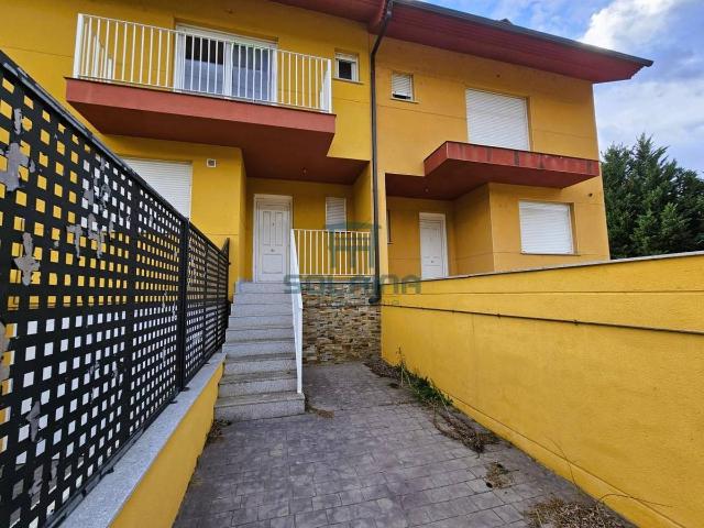 Chalet en venta en O Barco de Valdeorras, Valdeorras