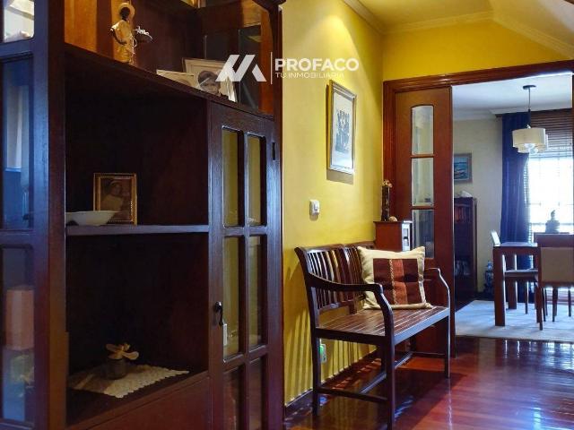 Villa en venta en O Carballiño, O Tellado