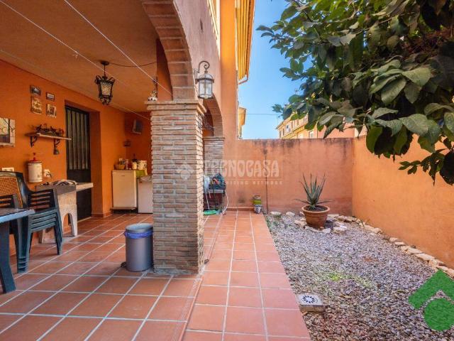 Chalet en venta en Ogíjares, Granada