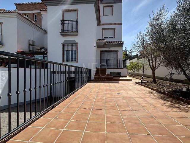 Chalet en venta en Ogíjares, Granada