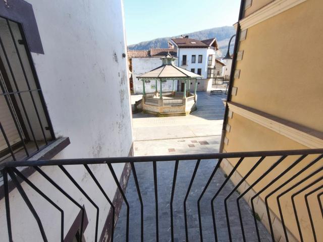 Chalet en venta en Sakana, Navarra