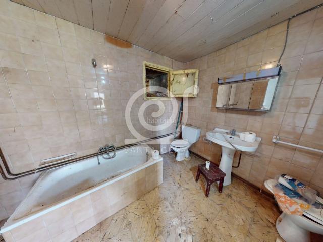 Chalet en venta en Oleiros, A Coruña