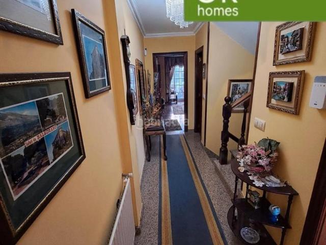 Chalet en venta en O Real, Oleiros