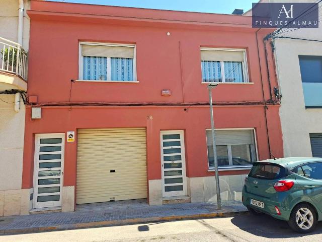 Chalet en venta en Sant Miquel d'Olèrdola, Alt Penedès