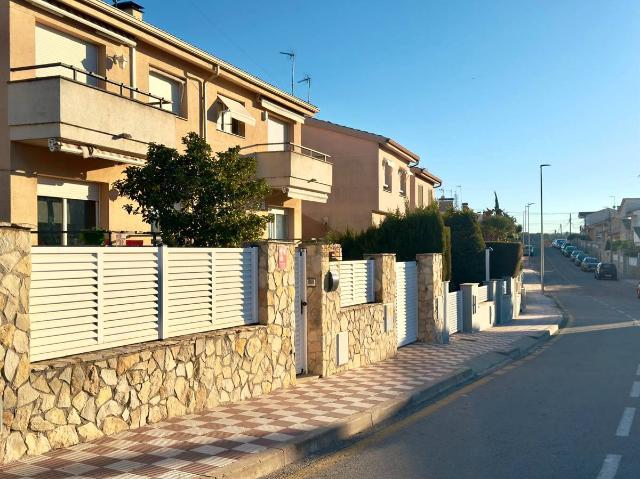 Chalet en venta en Olesa De Montserrat, Barcelona