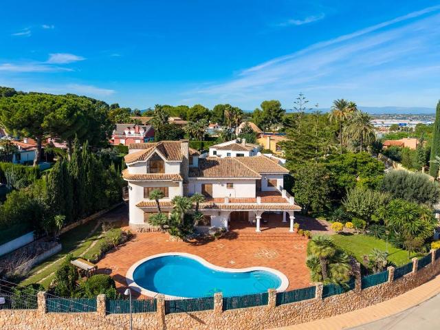 Chalet en venta en La Hoya de Buñol, Valencia