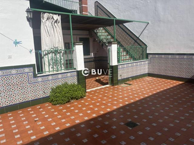 Villa en venta en Olivares