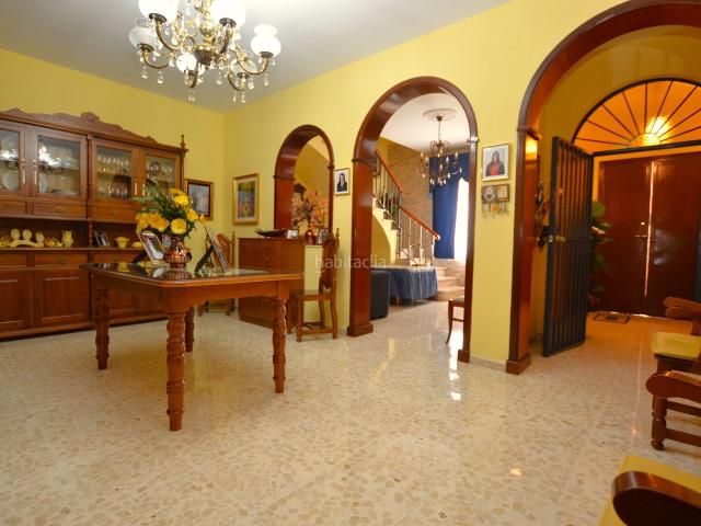 Chalet en venta en Olivares, Andalucía
