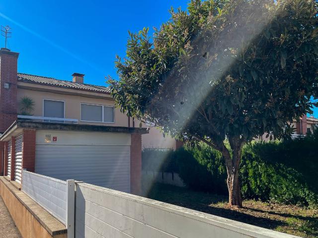 Chalet en venta en Olot, Girona