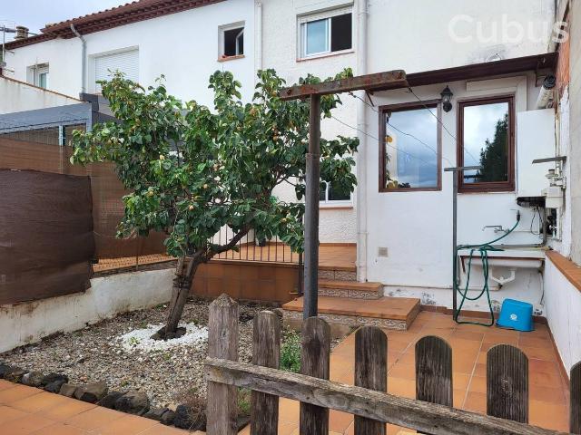 Villa en venta en Olot, Malagrida